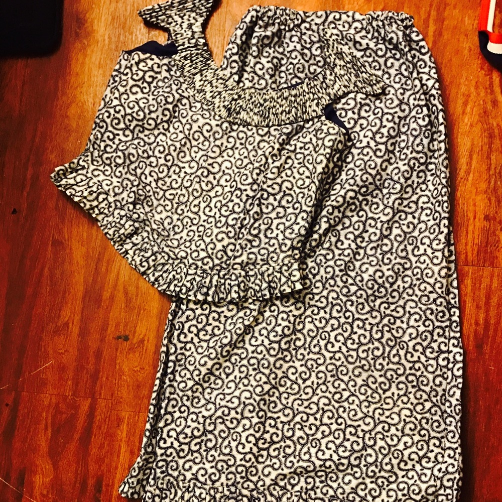 Authentic Blue and White African Triangle Set!